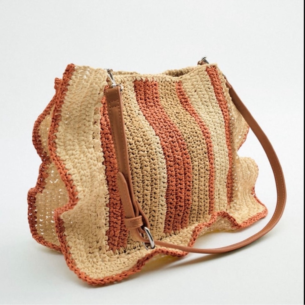 ZARA New with tag and dust bag Woven Bucket Bag